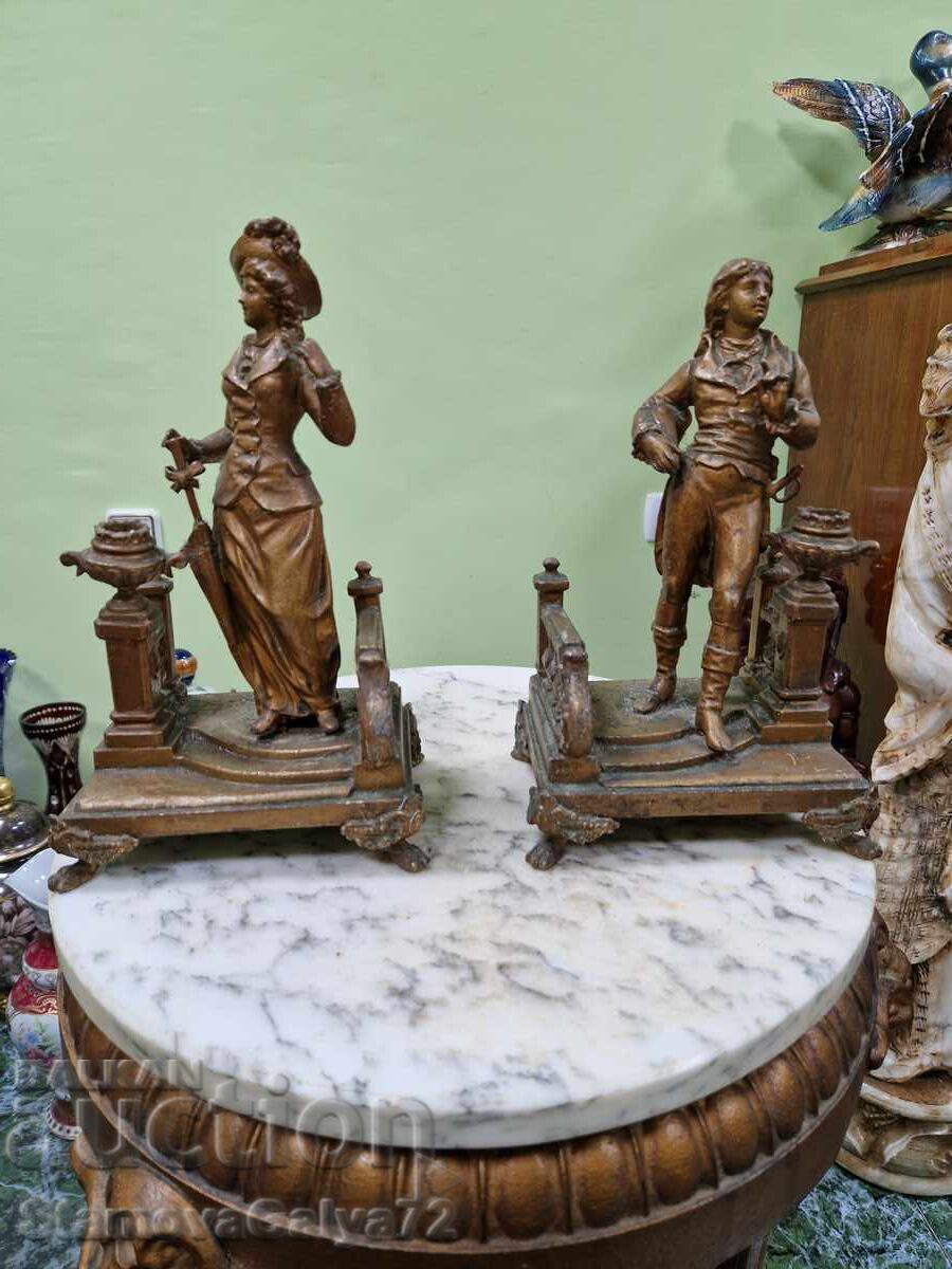 Pair of French Bronze Figurines Statuettes with price 398.00 BGN | € 203.49 Pair of French Bronze Figurines Statuettes with price 398.00 BGN | € 203.49