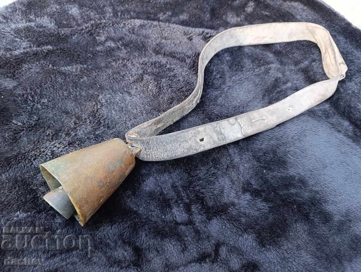 Много Стар Възрожденски Чан с цена € 55.00 | 107.57 лв.