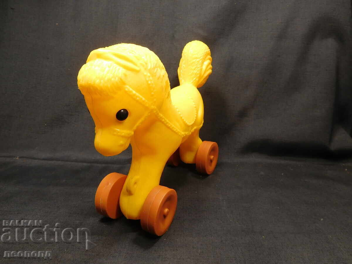 OLD RETRO USSR PLASTIC TOY HORSE with price 20.00 BGN | € 10.23 OLD RETRO USSR PLASTIC TOY HORSE with price 20.00 BGN | € 10.23