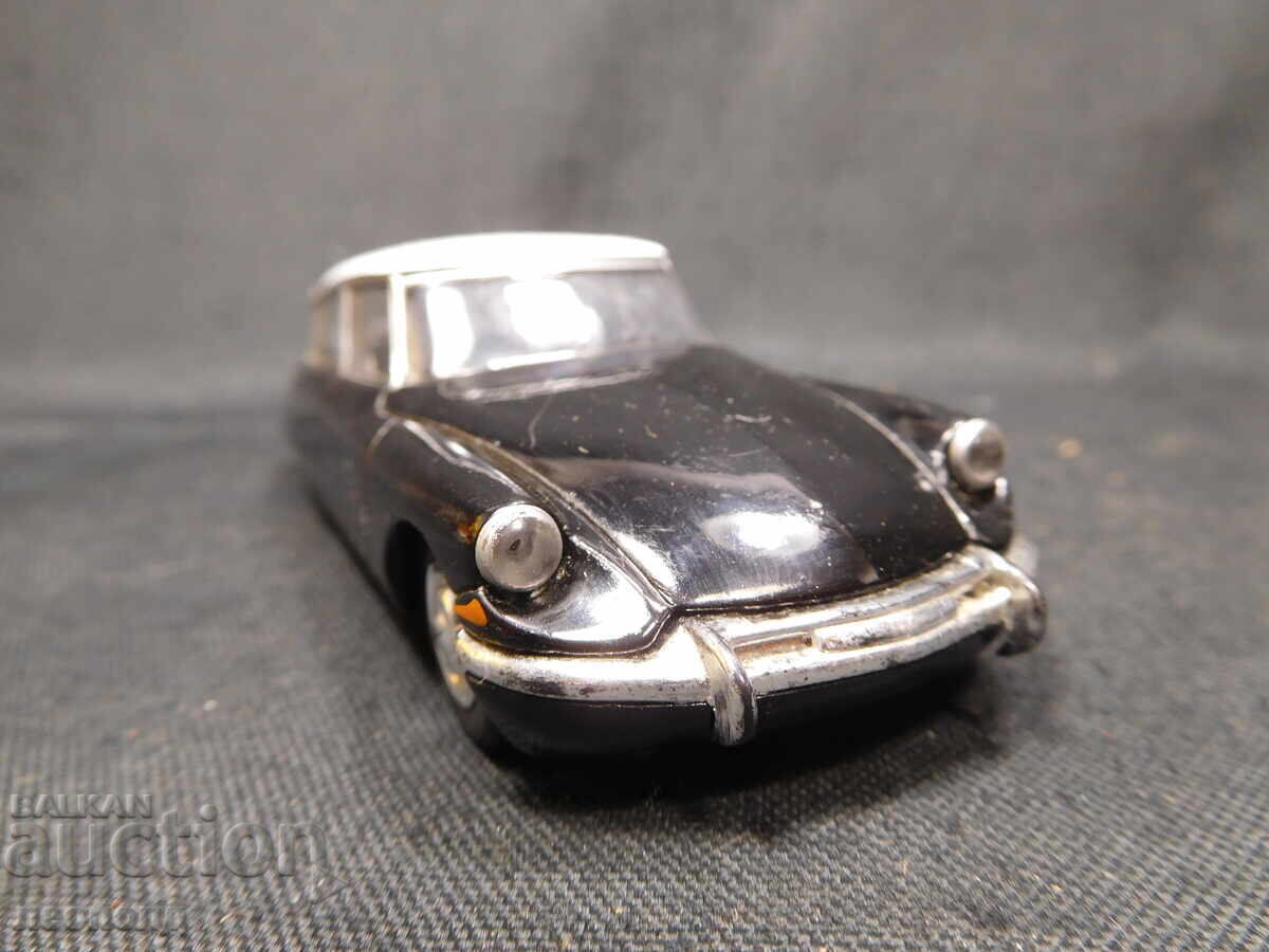 1/43 METAL CAR SCALE MODEL CITROEN DS DEL PRADO - 5 1/43 METAL CAR SCALE MODEL CITROEN DS DEL PRADO - 5