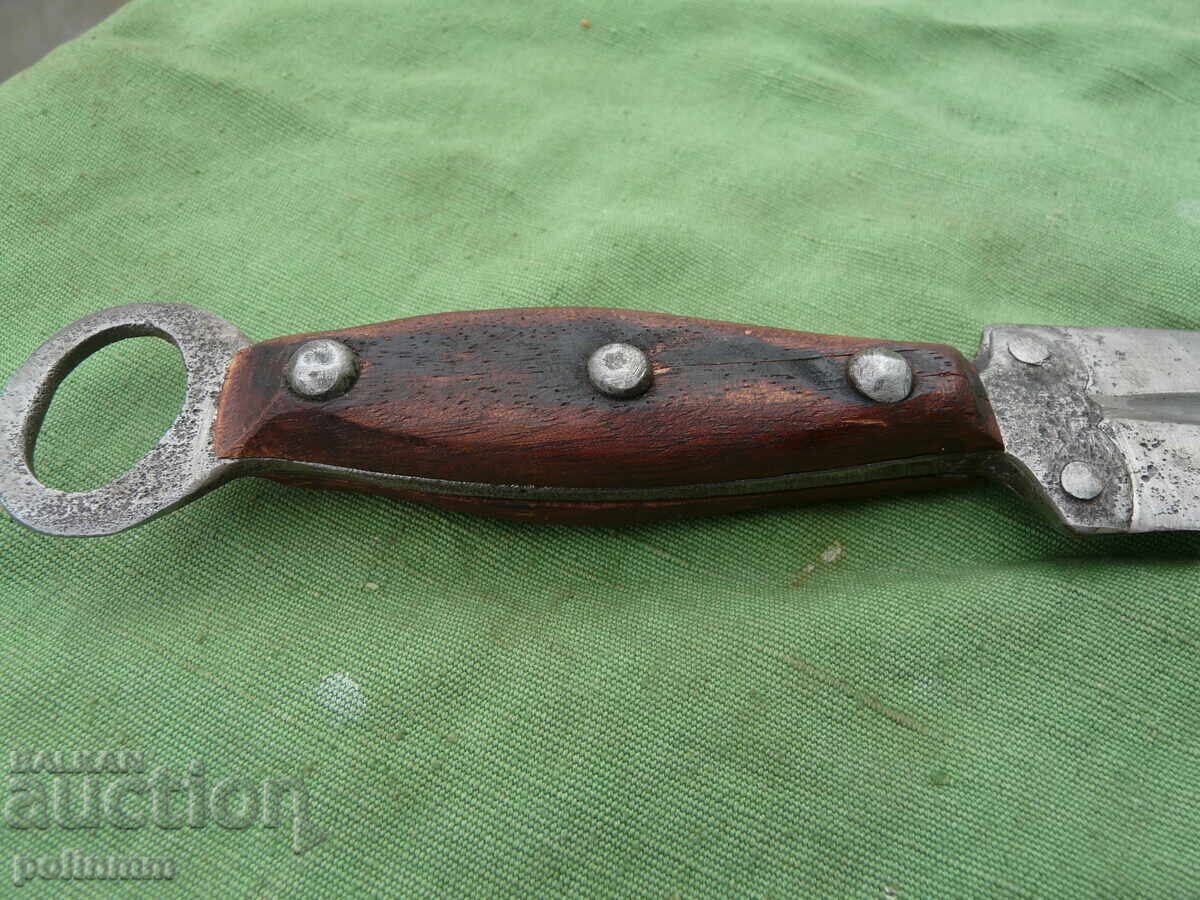 Auction Massive forged dagger - 170 Auction Massive forged dagger - 170