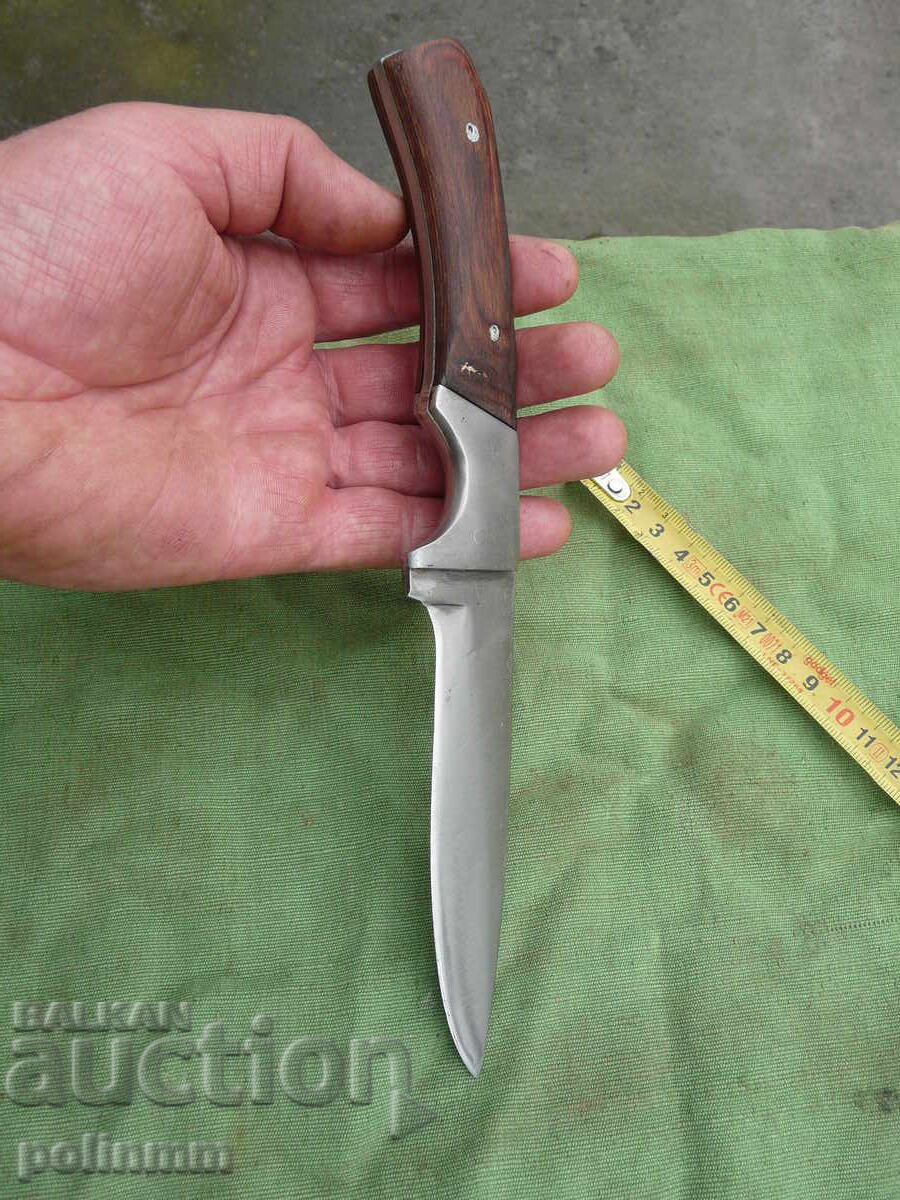 Livrarea Cuțit de jupuit - 171