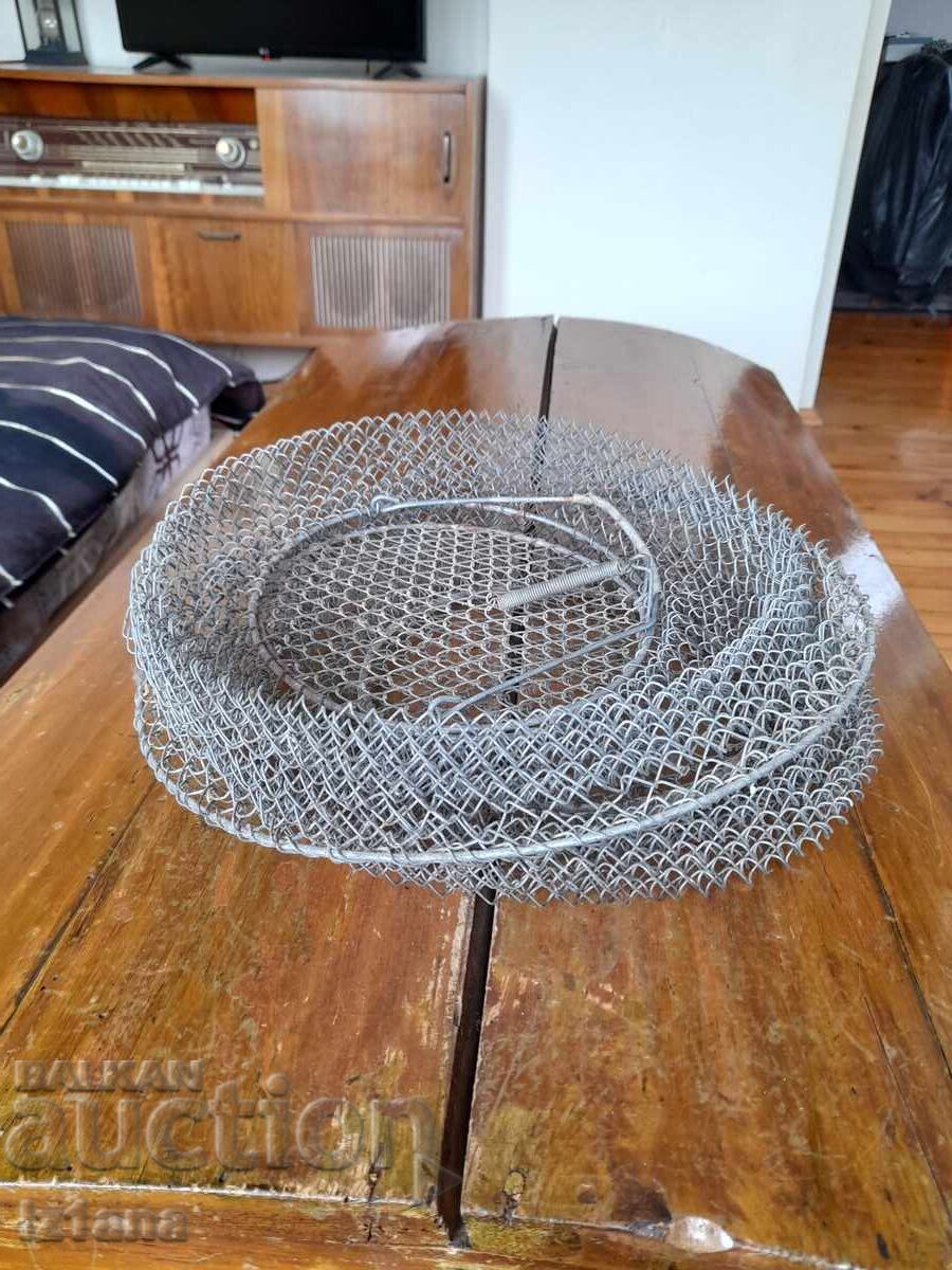 Chiuvetă veche de pescar