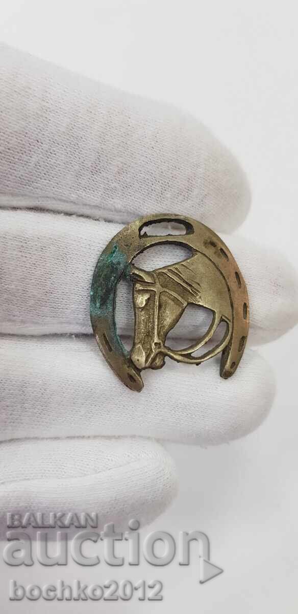 Collectible Revival-era medallion, horse head in horseshoe - 5 Collectible Revival-era medallion, horse head in horseshoe - 5