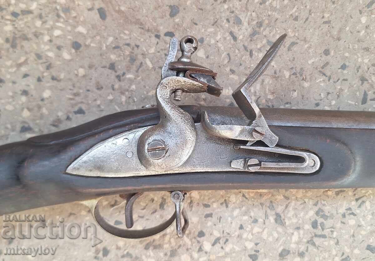 Flintlock rifle, pistol with price 1666.66 BGN | € 852.15