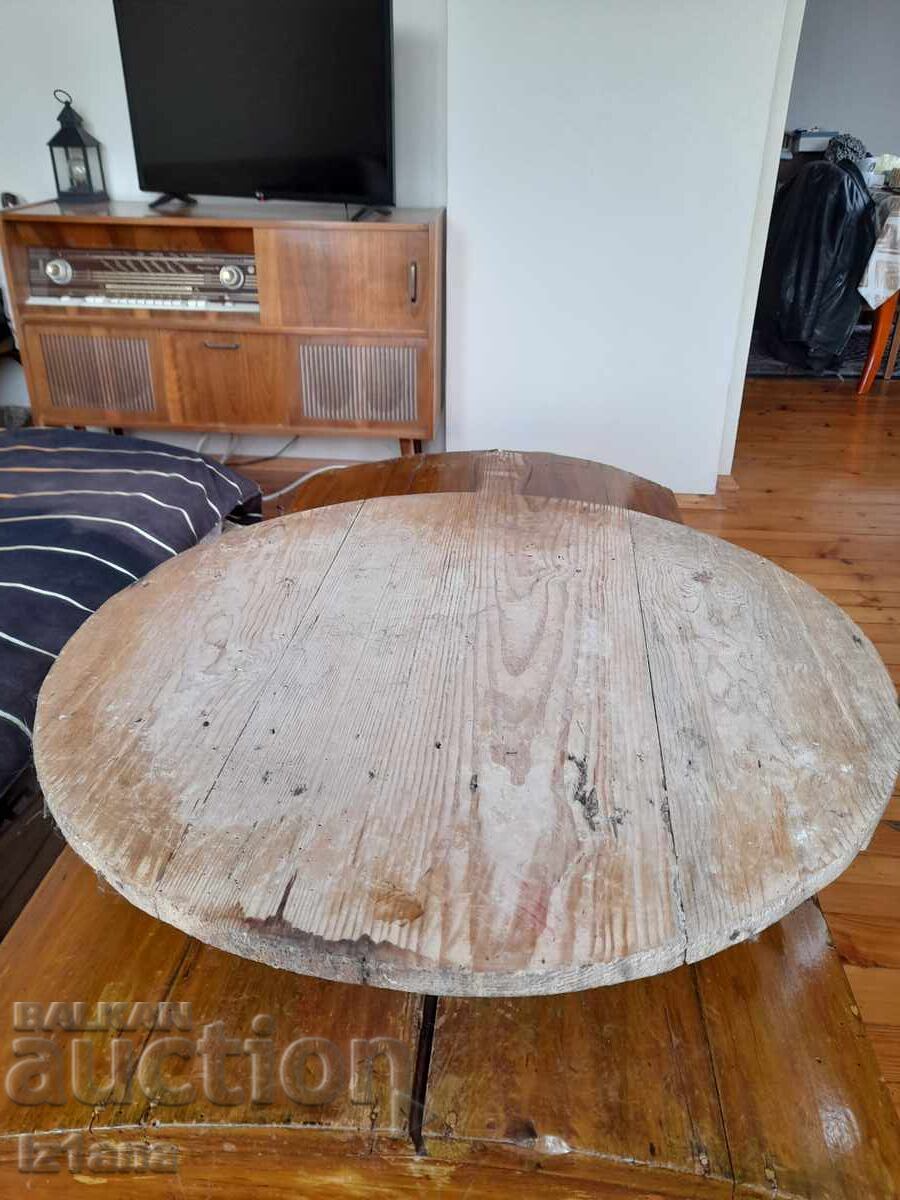 Auction Old bread mixing board Auction Old bread mixing board