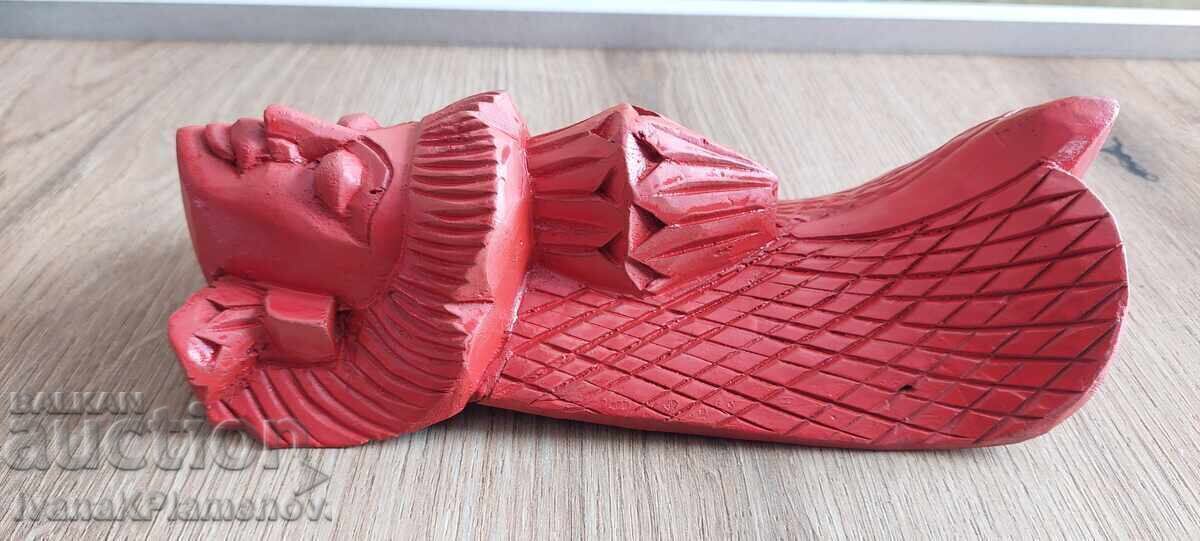 Delivery of Woodcarving for connoisseurs