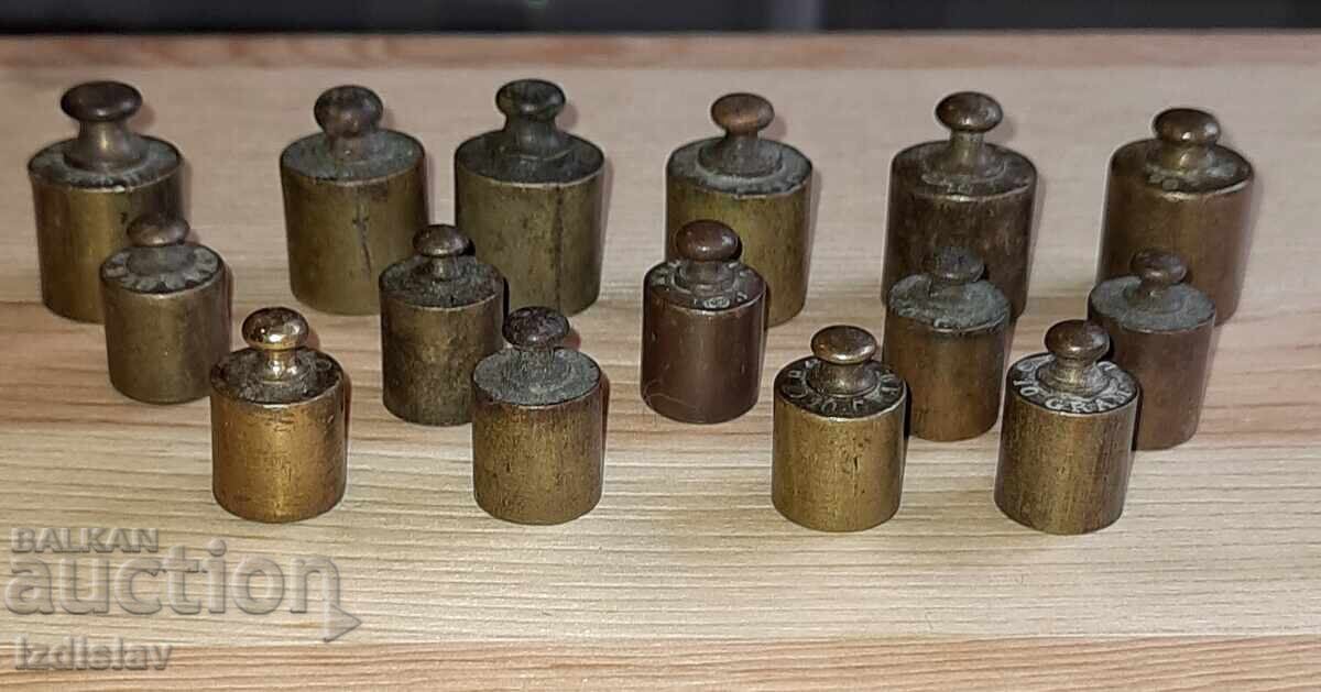 Old bronze grammes Old bronze grammes