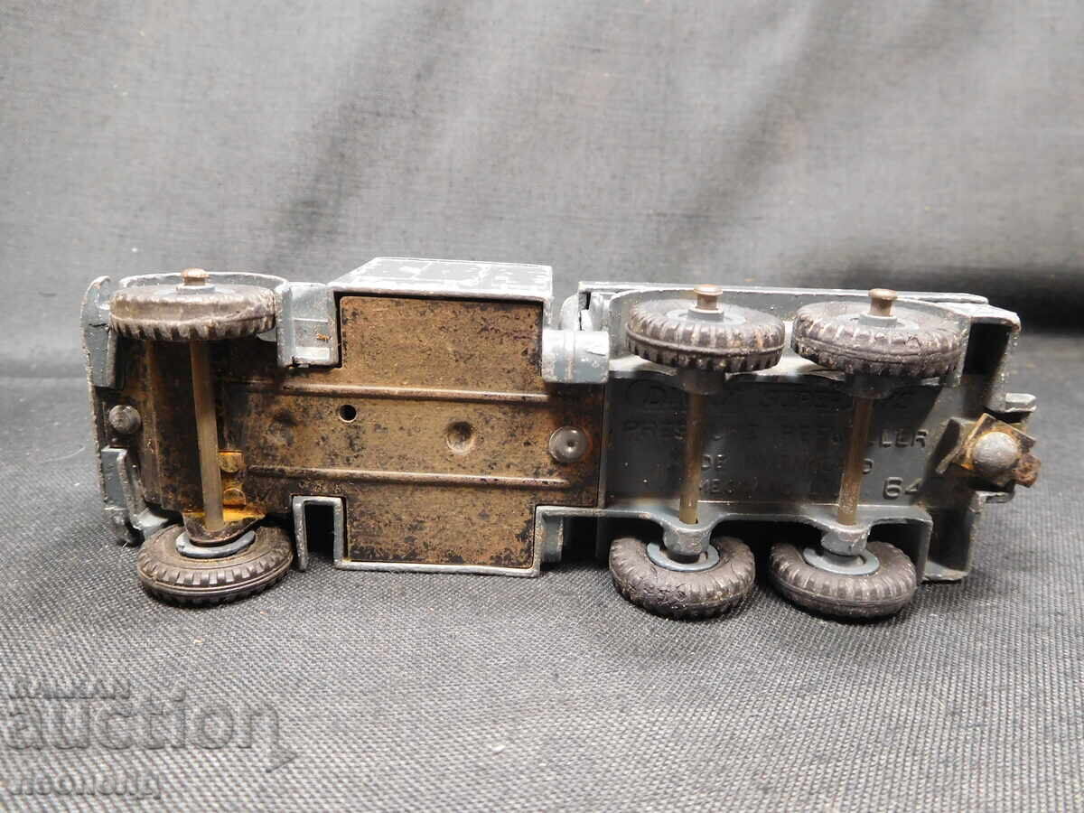 OLD RETRO METAL CAR MILITARY TRUCK DINKY SUPERTOYS - 6 OLD RETRO METAL CAR MILITARY TRUCK DINKY SUPERTOYS - 6