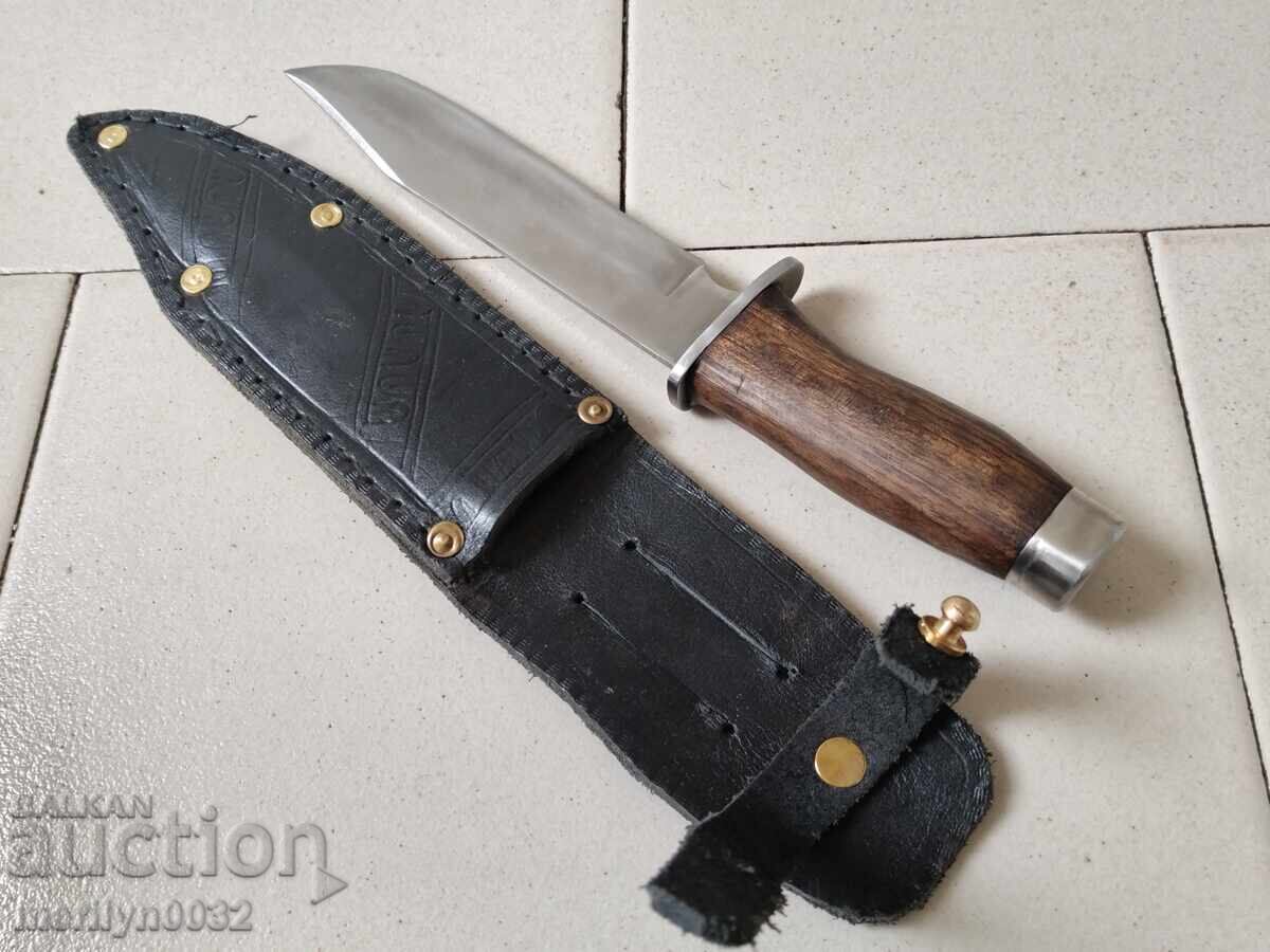 Livrarea Cuțit turistic cu teacă