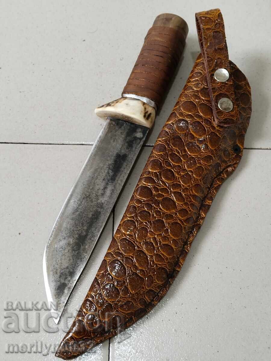 Auction Tourist knife with sheath Auction Tourist knife with sheath