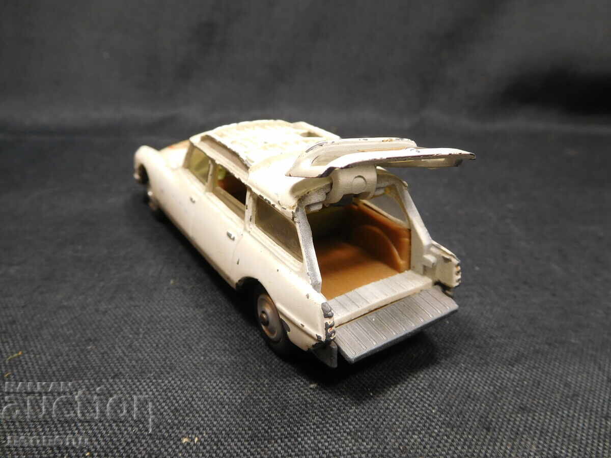 Licitație VECHE CĂRUȚĂ METALICĂ RETRO CITROEN SAFARI CORGI TOYS