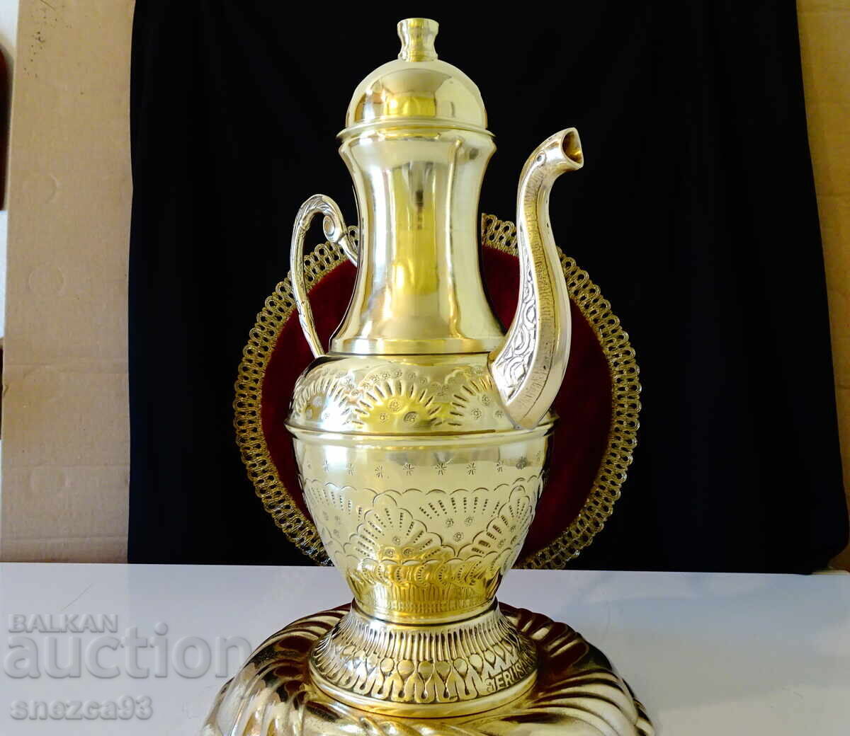 Δημοπρασία Χάλκινη κανάτα κρασιού 2.5 λίτρων, Ιερουσαλήμ, με σήμανση Δημοπρασία Χάλκινη κανάτα κρασιού 2.5 λίτρων, Ιερουσαλήμ, με σήμανση