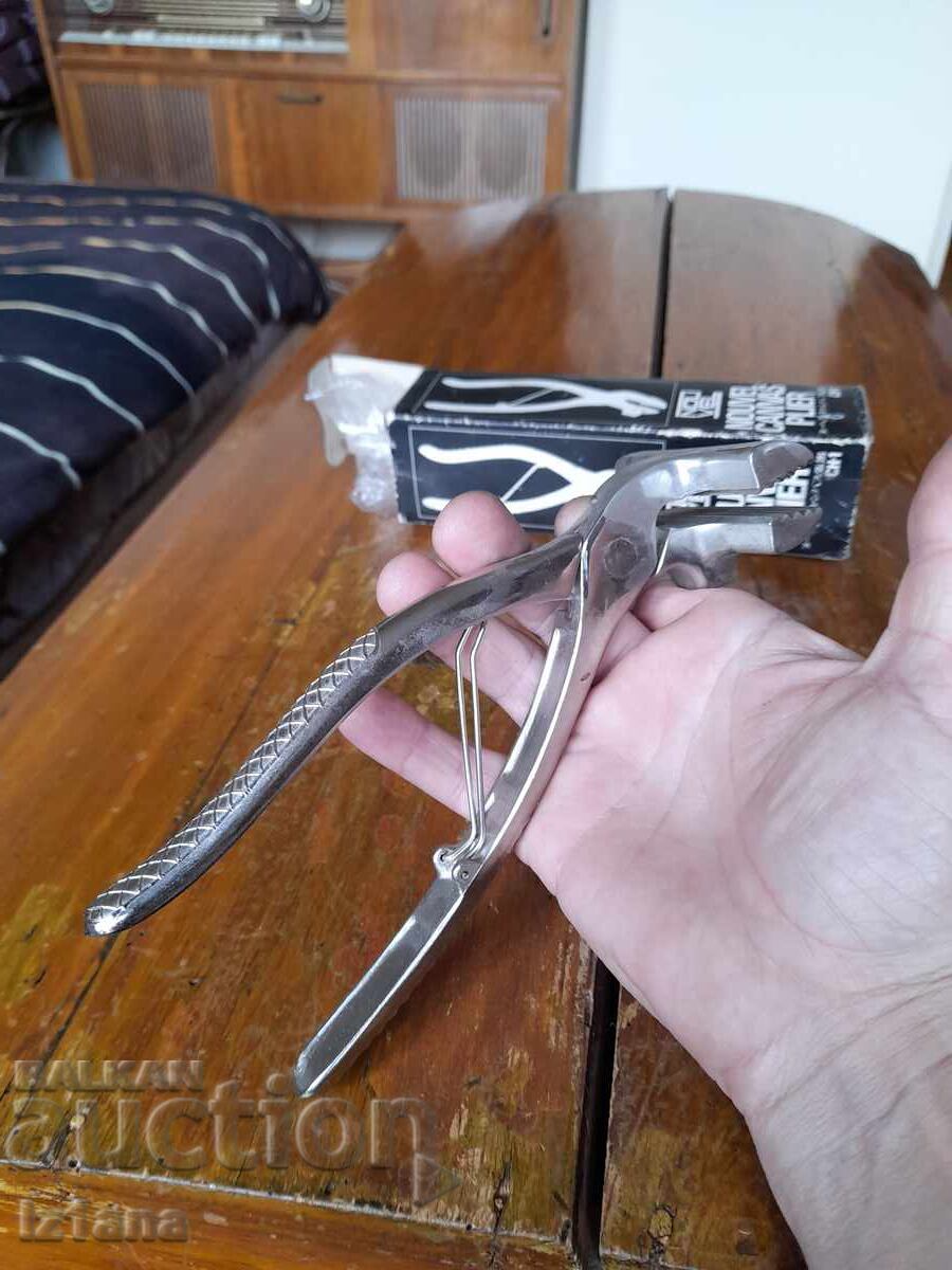 Old pliers for canvas stretching - 6 Old pliers for canvas stretching - 6