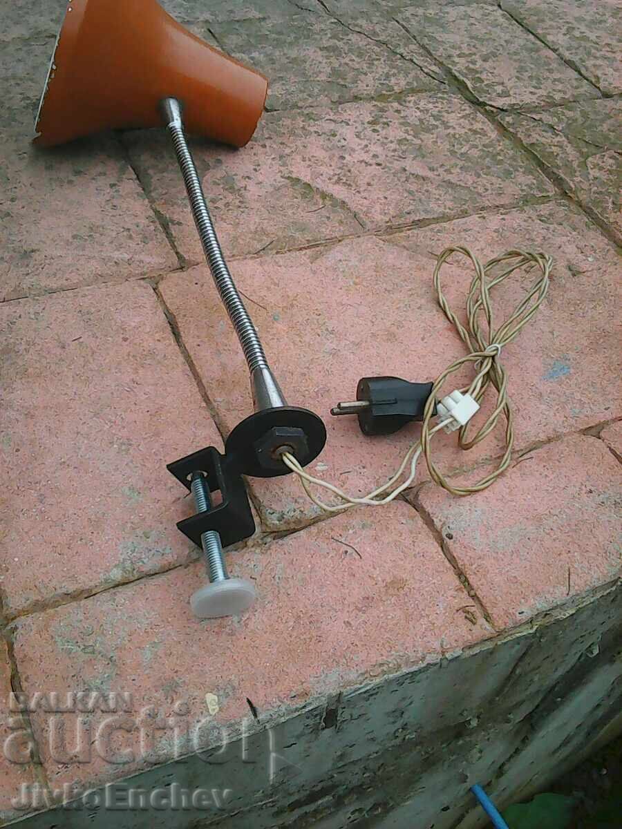 Δημοπρασία Παλιά βιομηχανική λάμπα