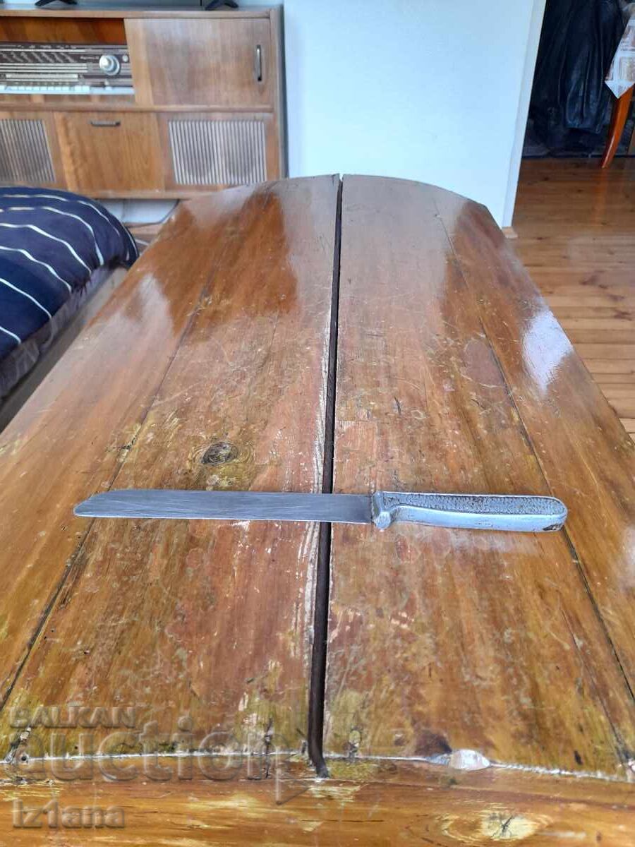 Παλιό μαχαίρι κουζίνας Παλιό μαχαίρι κουζίνας