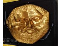 Маската на "Терес".