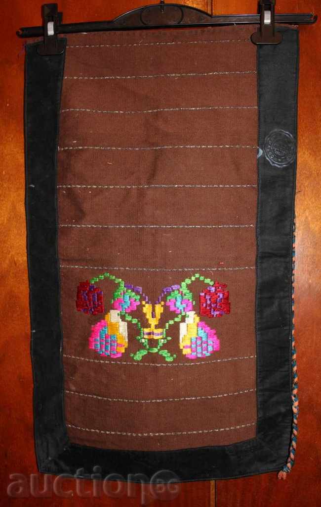 . AUTHENTIC OLD APRON WEARING PRACTICALLY NEW with price 35.00 BGN | € 17.90