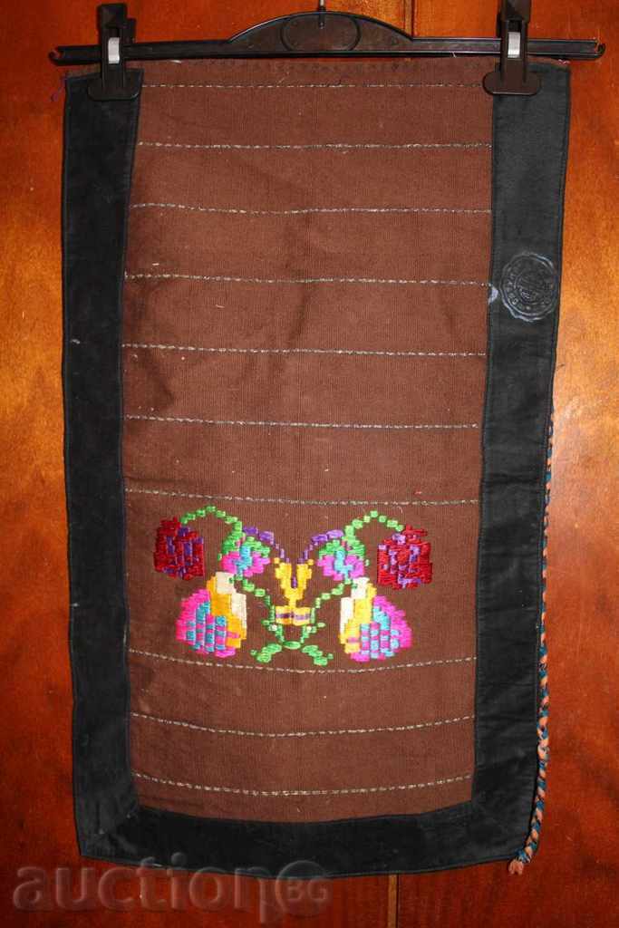 . AUTHENTIC OLD APRON WEARING PRACTICALLY NEW