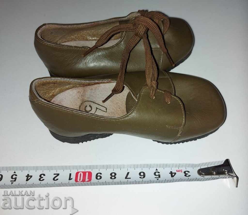 . OLD LITTLE SOC CHILDREN'S SHOES SHOES ROSES FORKS BOOTS with price 25.00 BGN | € 12.78 . OLD LITTLE SOC CHILDREN'S SHOES SHOES ROSES FORKS BOOTS with price 25.00 BGN | € 12.78