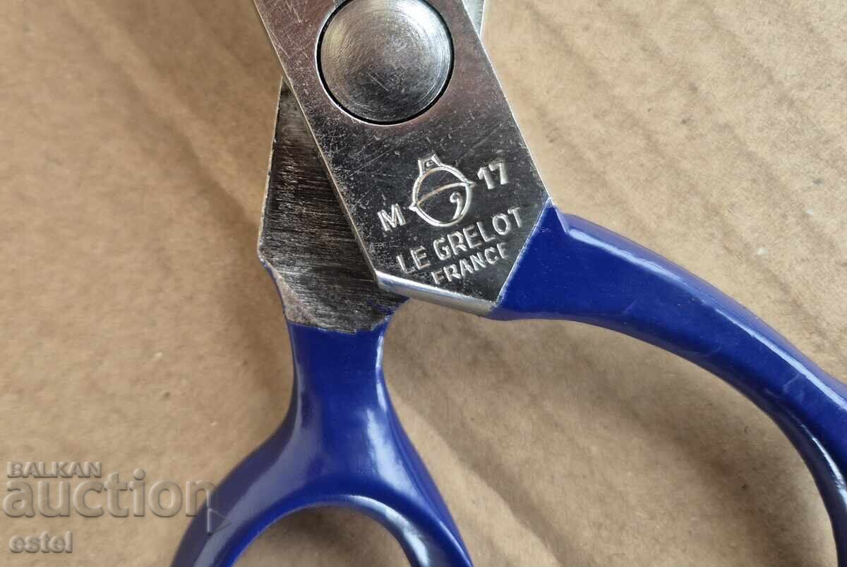 French "zigzag" scissors with price 27.90 BGN | € 14.27 French "zigzag" scissors with price 27.90 BGN | € 14.27