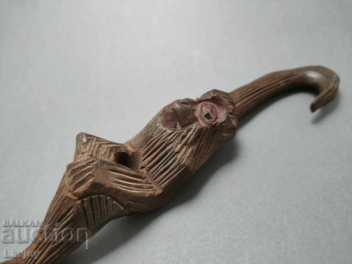 Ξύλινη φιγούρα χειροποίητη μαϊμού με τιμή 30.00 BGN | € 15.34