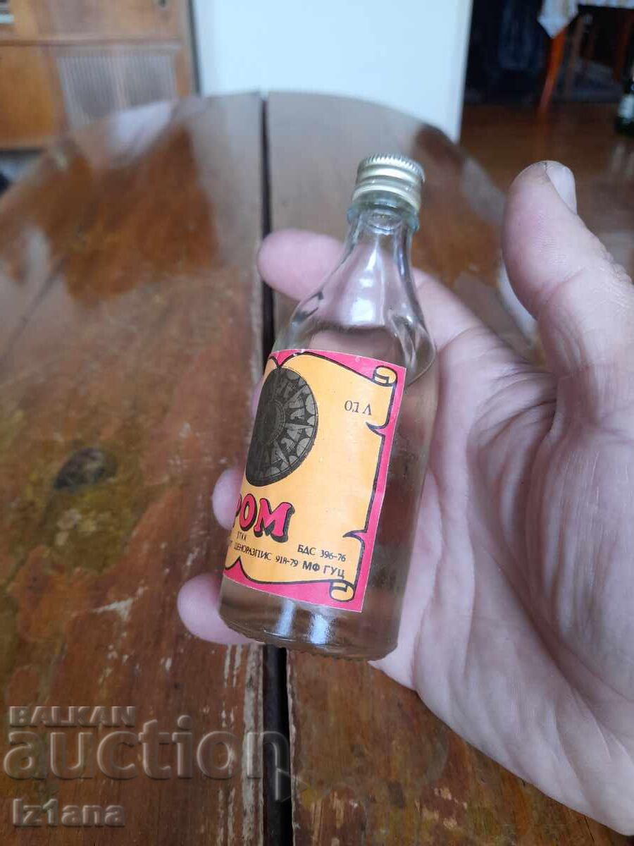 Аукцион Стара бутилка,стограмка Ром