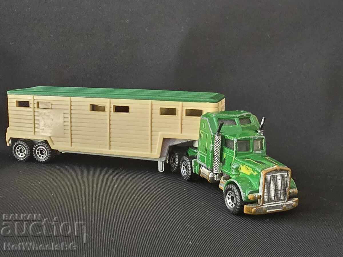 Auction MATCHBOX CONVOY CY6 KENWORTH HORSEBOX TRANSPORTER Auction MATCHBOX CONVOY CY6 KENWORTH HORSEBOX TRANSPORTER