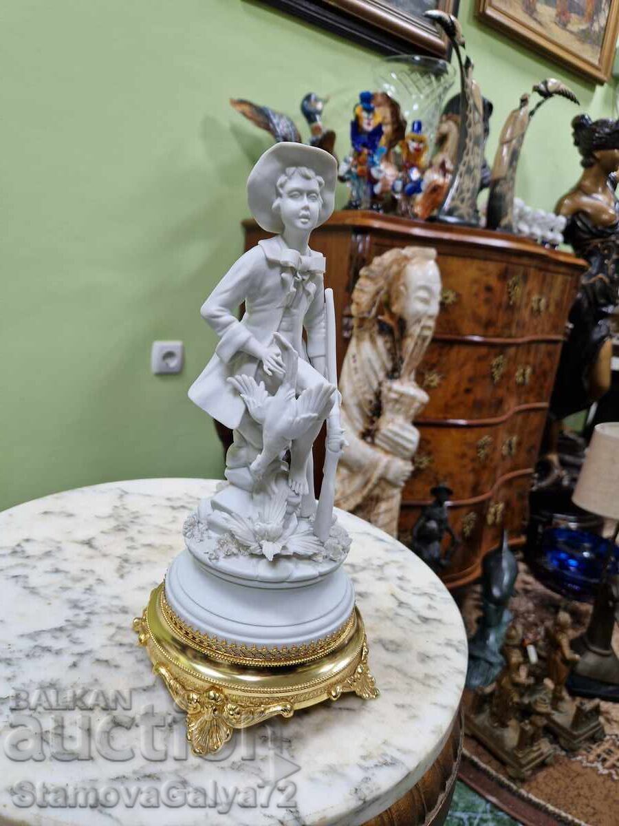 Аукцион Прекрасна колекционерска порцеланова фигура статуетка Capodi