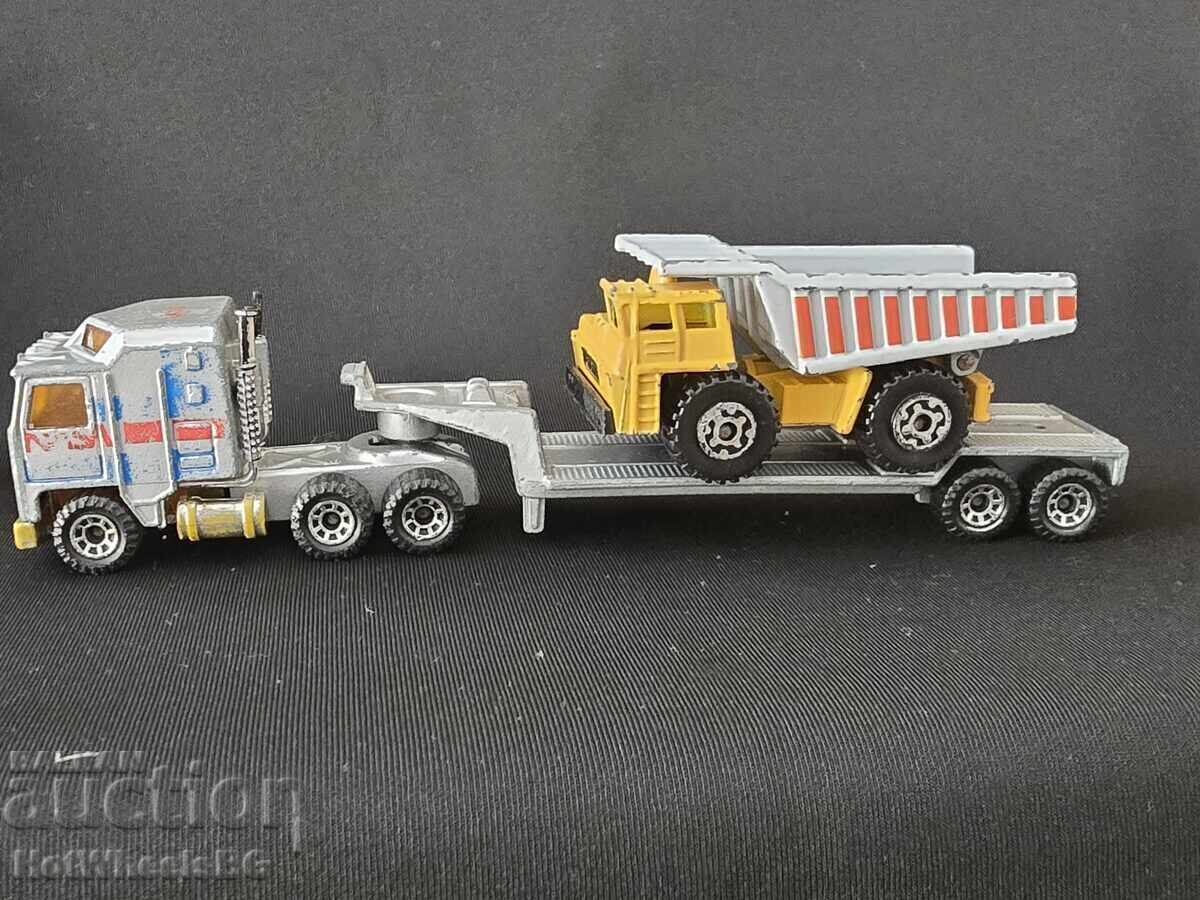 Matchbox Convoy Trucks & Trailers Matchbox Convoy Trucks & Trailers