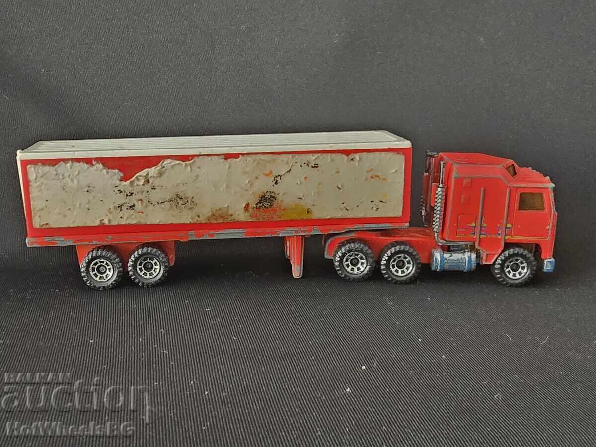 Matchbox Convoy CY 9 Kenworth Box Truck Matchbox Convoy CY 9 Kenworth Box Truck