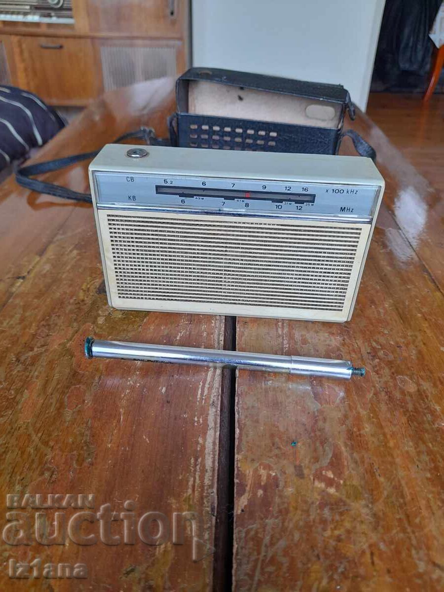 Παλιό ραδιόφωνο, ραδιοφωνικός δέκτης ECHO με τιμή 60.00 BGN | € 30.68