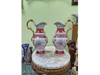 Două cești de porțelan chinezesc