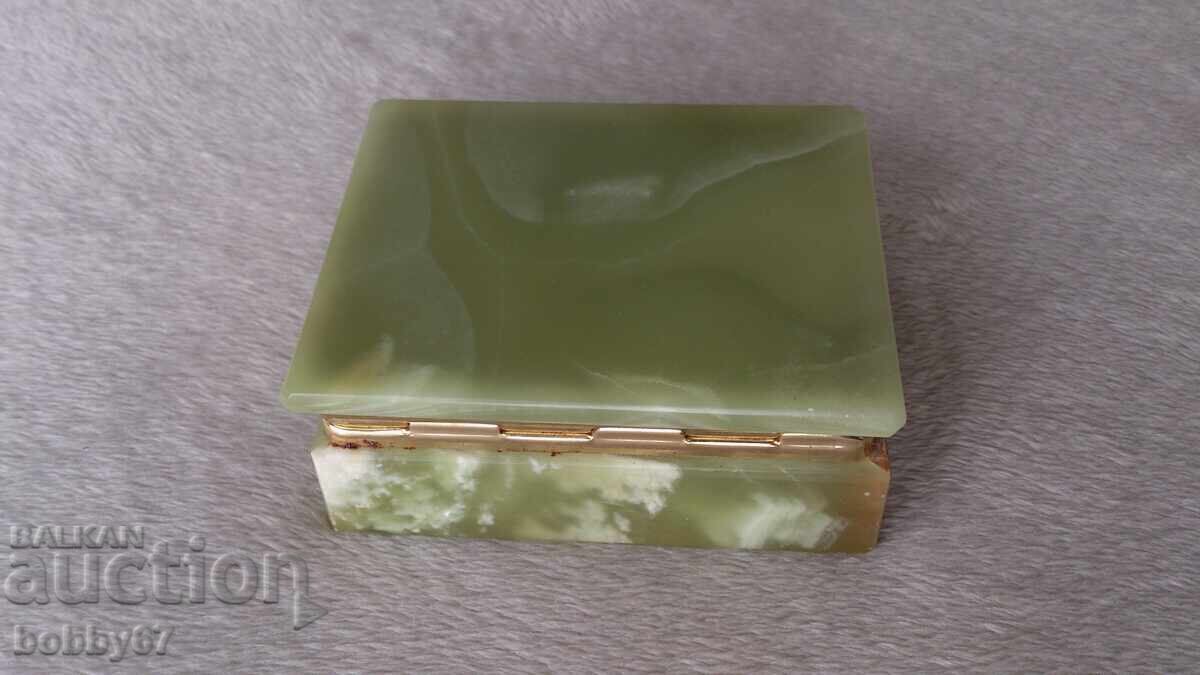 Κουτί κοσμημάτων από πέτρα, φτιαγμένο από πράσινο όνυχα - 5 Κουτί κοσμημάτων από πέτρα, φτιαγμένο από πράσινο όνυχα - 5