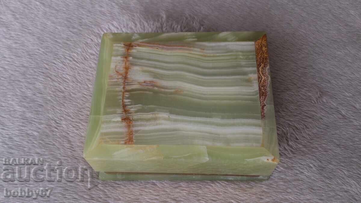 Κουτί κοσμημάτων από πέτρα, φτιαγμένο από πράσινο όνυχα - 7 Κουτί κοσμημάτων από πέτρα, φτιαγμένο από πράσινο όνυχα - 7