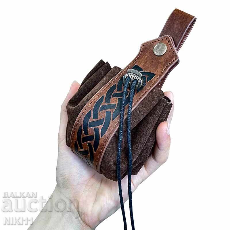 Аукцион Кожена кесия за монети , торбичка за монети и други ценности