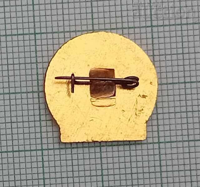 TURBAZĂ "JIGULI" URSS LOGO INSIGNĂ cu preț 1.00 BGN | € 0.51 TURBAZĂ "JIGULI" URSS LOGO INSIGNĂ cu preț 1.00 BGN | € 0.51