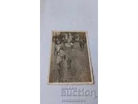 Φωτογραφία Σοφία Δύο νεαρές γυναίκες σε έναν περίπατο