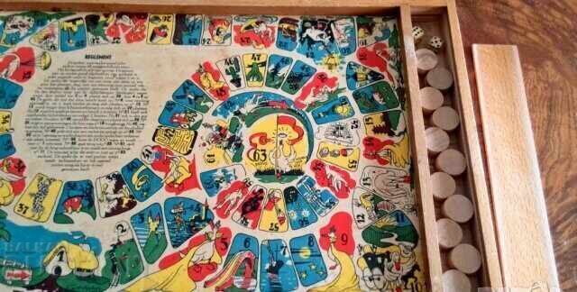 Delivery of 1946 old children's game