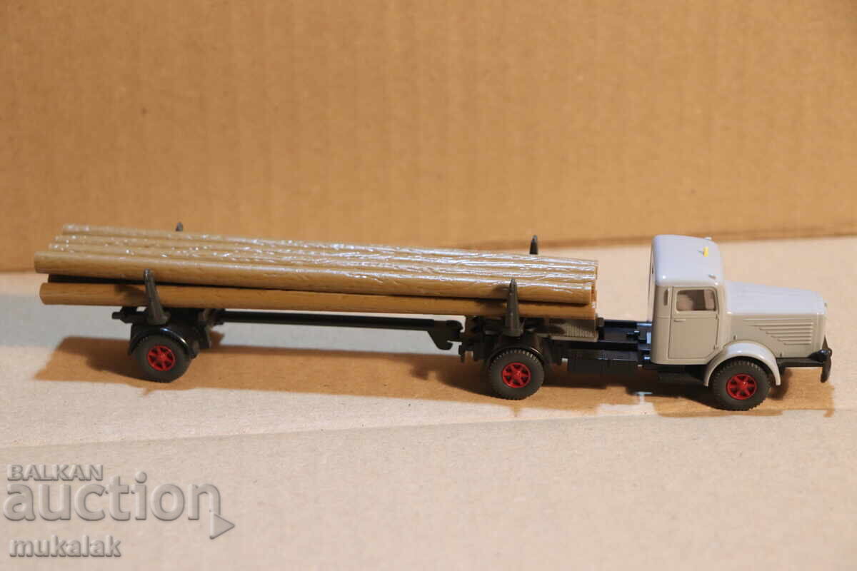 Delivery of WIKING 1:87 H0 BUSSING?? MODEL TRUCK TIR Delivery of WIKING 1:87 H0 BUSSING?? MODEL TRUCK TIR