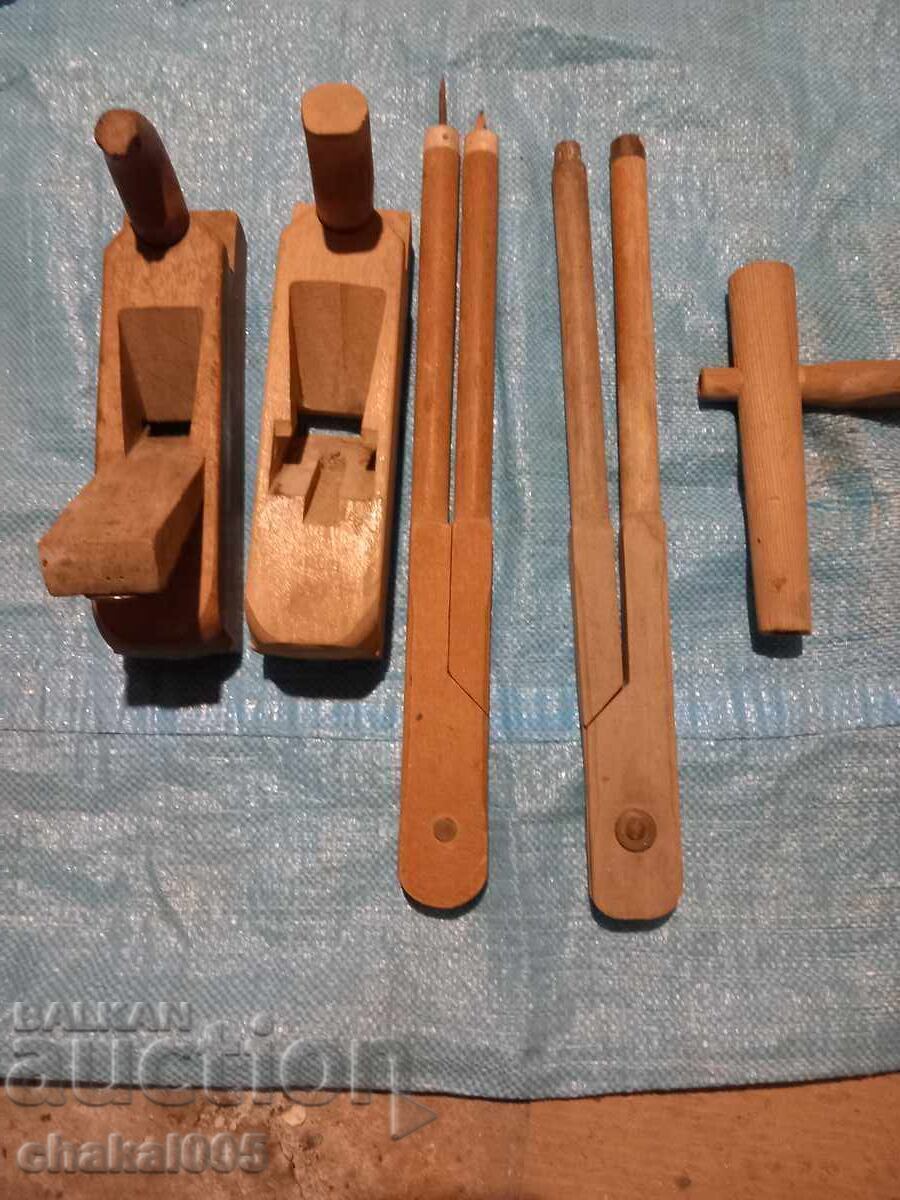 Дърводелски инструменти