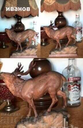 Licitație Statuie mare din lemn de cerb - sculptură în lemn