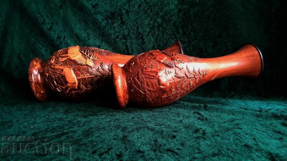 Auction  Vases with hunting motifs - Deer