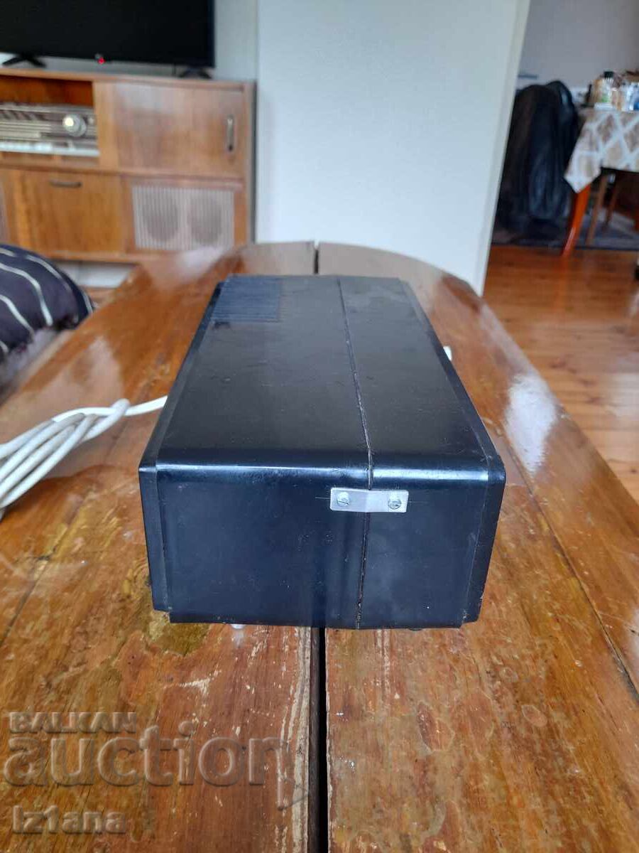 Sursă de alimentare veche ST-1 cu preț 90.00 BGN | € 46.02 Sursă de alimentare veche ST-1 cu preț 90.00 BGN | € 46.02