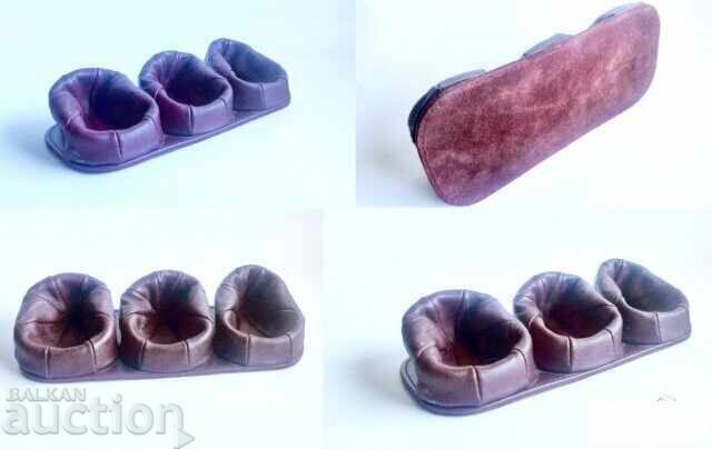 Old leather pipe stands with price 75.00 BGN | € 38.35