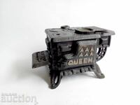 Μικρή μαντεμένια ξυλόσομπα Vintage Queen από τη δεκαετία του 1960