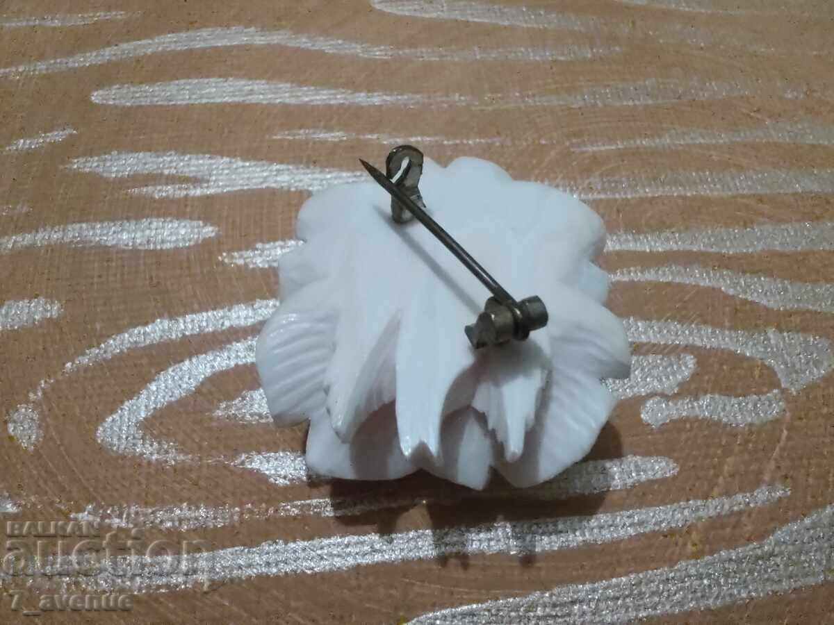 Brooch from bone, very old, ROSE 3.04.2025 - 6 Brooch from bone, very old, ROSE 3.04.2025 - 6