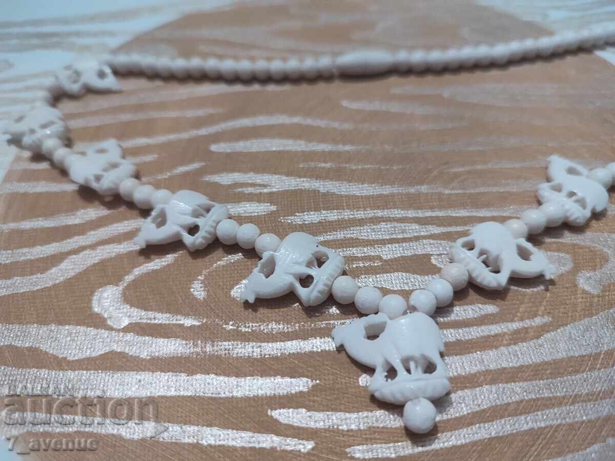 Auction Necklace from sun bone, very old 3.04.2025 Auction Necklace from sun bone, very old 3.04.2025