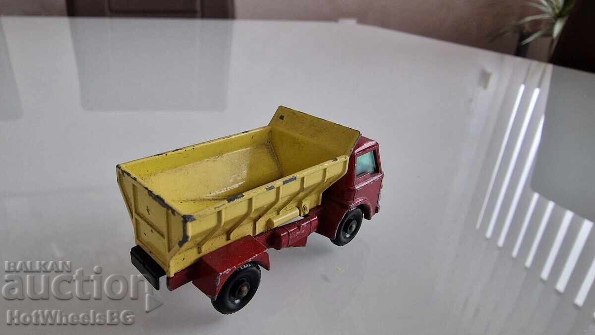 MATCHBOX LESNEY 70B Grit Spreader 1966 with price 10.00 BGN | € 5.11 MATCHBOX LESNEY 70B Grit Spreader 1966 with price 10.00 BGN | € 5.11