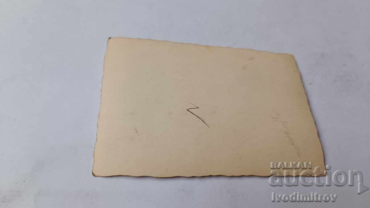 Φωτογραφία Αγοριών στον δρόμο στο χωριό με τιμή 1.65 BGN | € 0.84 Φωτογραφία Αγοριών στον δρόμο στο χωριό με τιμή 1.65 BGN | € 0.84